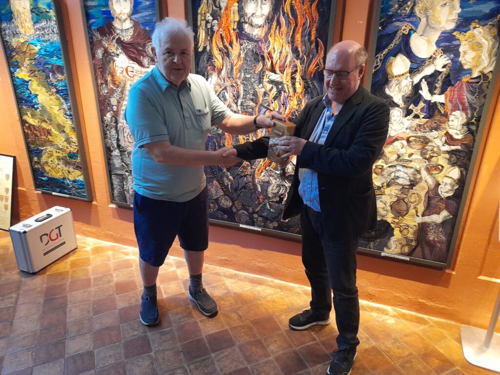 Peter Large wins ASBXII